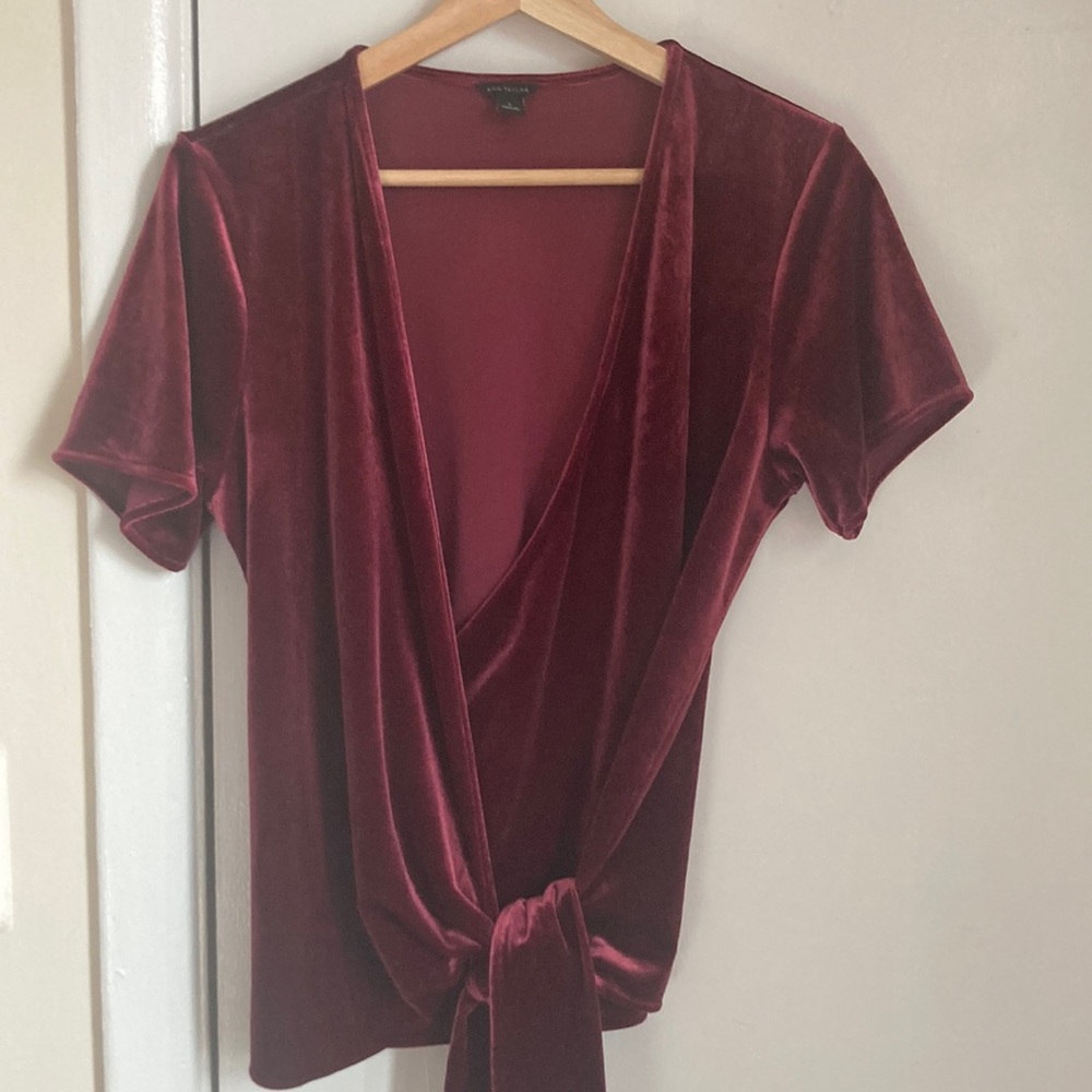 SZ S Ann Taylor burgundy velvet top